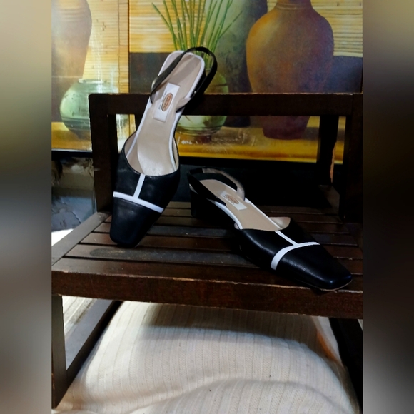 Talbots made in Italy Shoes - Elegant Black and White Slingback Heels